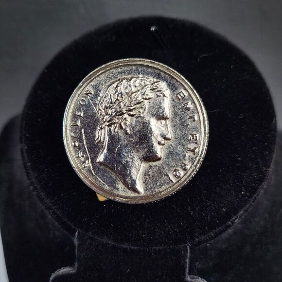 Vintage Emperor Napoleon Faux Coin Brooch Pin Scarf Pin Signed Mark XIV 1.5 in - Picture 1 of 4